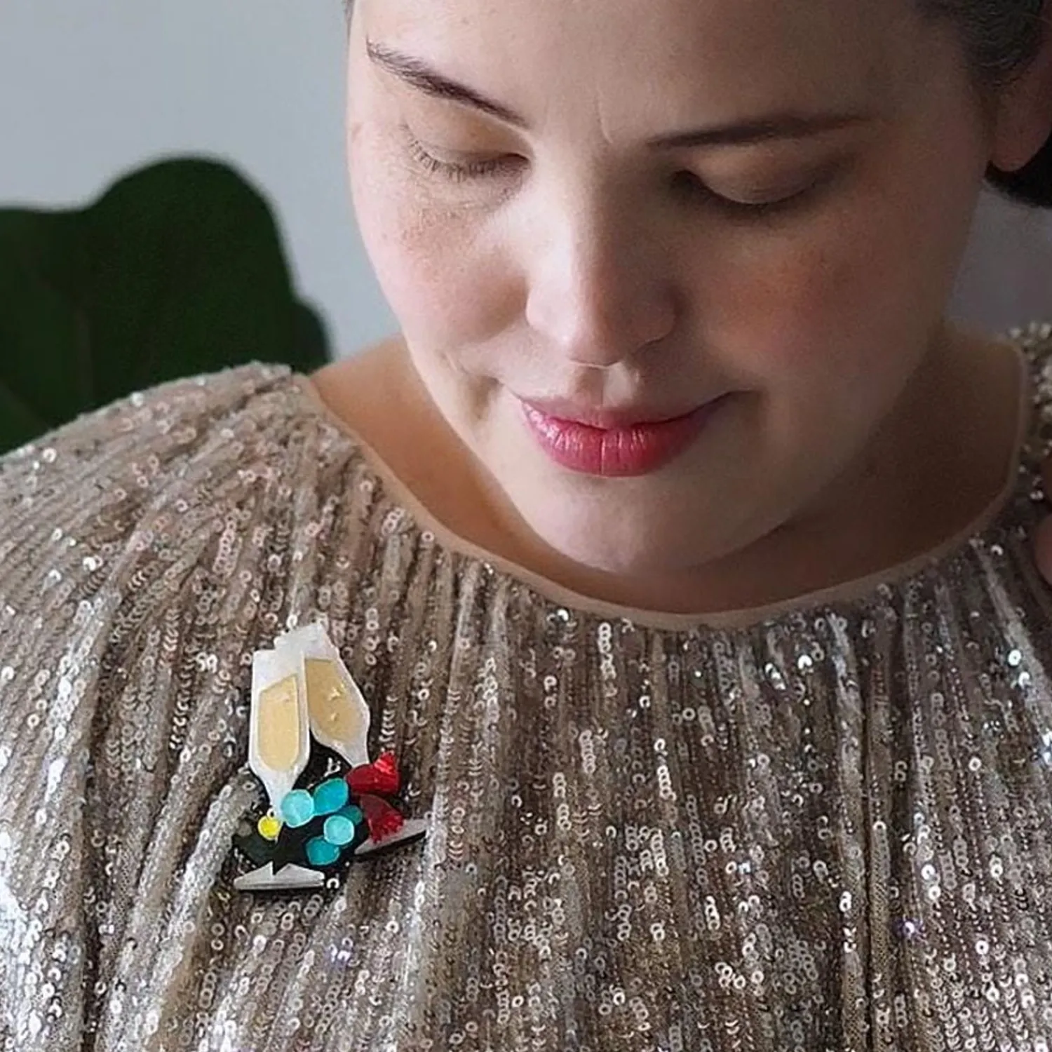A Champagne Christmas Brooch^Erstwilder Clearance