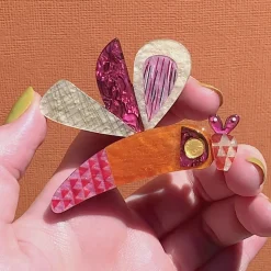 A Dragonfly Named Buzz Brooch^Erstwilder Hot