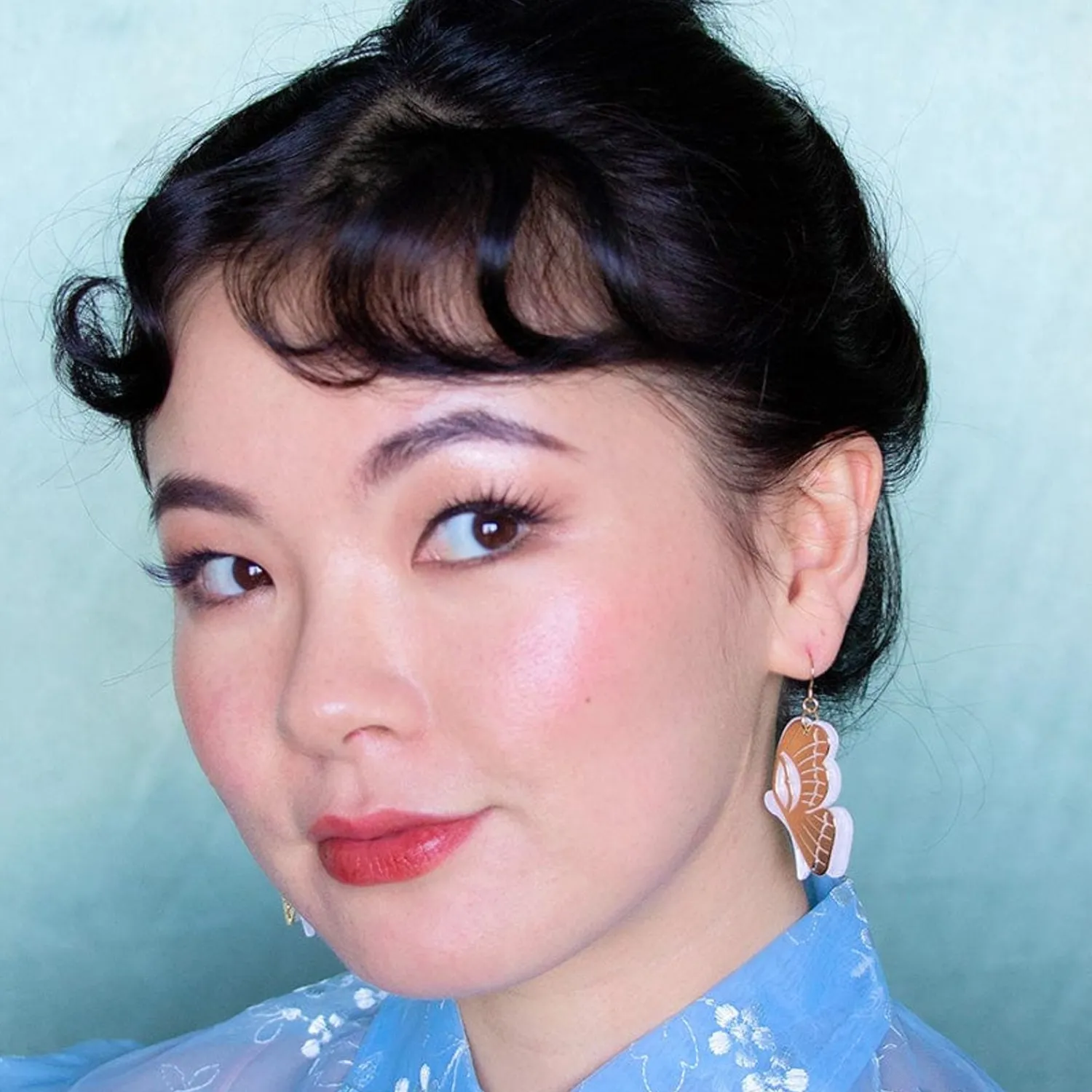 Butterfly Textured Resin Drop Earrings - White^Erstwilder Hot