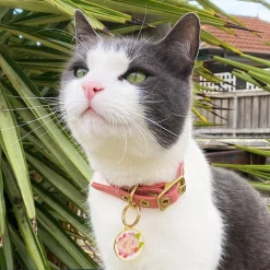 Heartfelt Hydrangea Enamel Pet Charm^Erstwilder Best