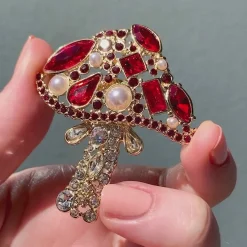 Well Spotted Stone Set Crystal Brooch^Erstwilder Clearance