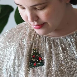 Yuletide Timber Brooch^Erstwilder Hot